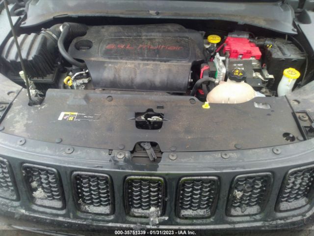 3C4NJDBB8LT115302 Jeep Compass Altitude