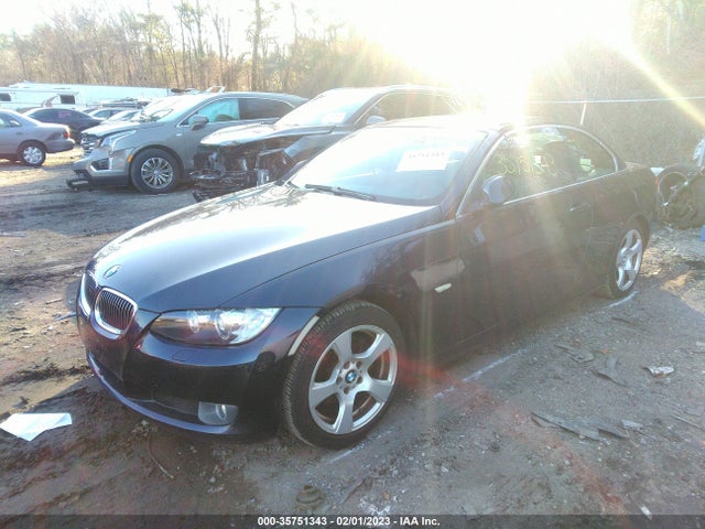 BMW 3 Series 328i 2008 WBAWL13538PX20083 Image 2