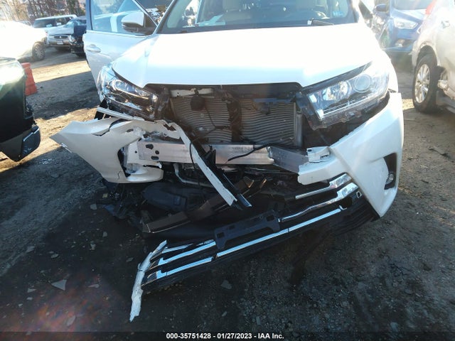 2019 Toyota Highlander, VIN: 5TDDZRFH3KS938275