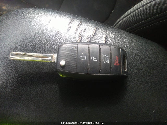 2015 KIA SOUL BASE VIN: KNDJN2A29F7162095