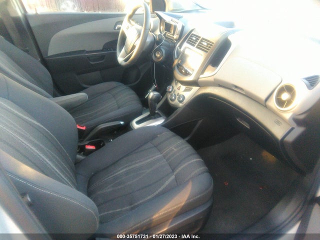 Chevrolet SONIC LT 2016 1G1JC5SH4G4164746 Image 6