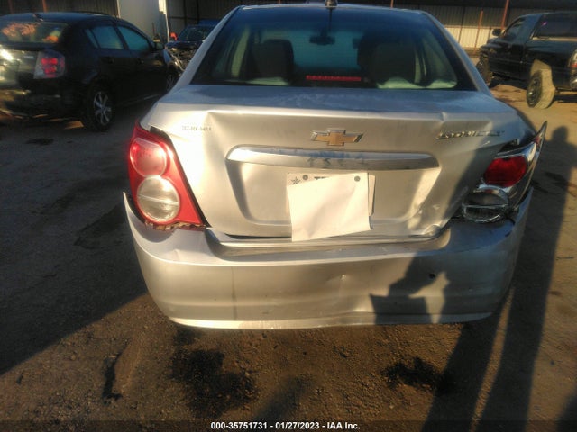 Chevrolet SONIC LT 2016 1G1JC5SH4G4164746 Image 7