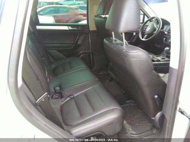WVGEF9BP9ED002229 Volkswagen Touareg Sport