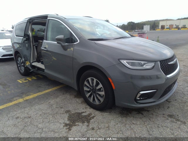 2021 Chrysler Pacifica Hybrid, VIN: 2C4RC1L70MR599653