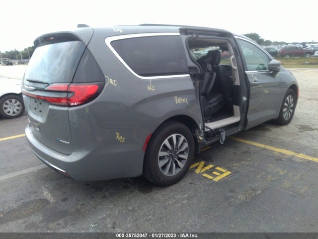 2021 Chrysler Pacifica Hybrid, VIN: 2C4RC1L70MR599653