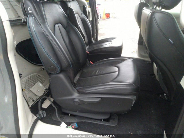 2021 Chrysler Pacifica Hybrid, VIN: 2C4RC1L70MR599653