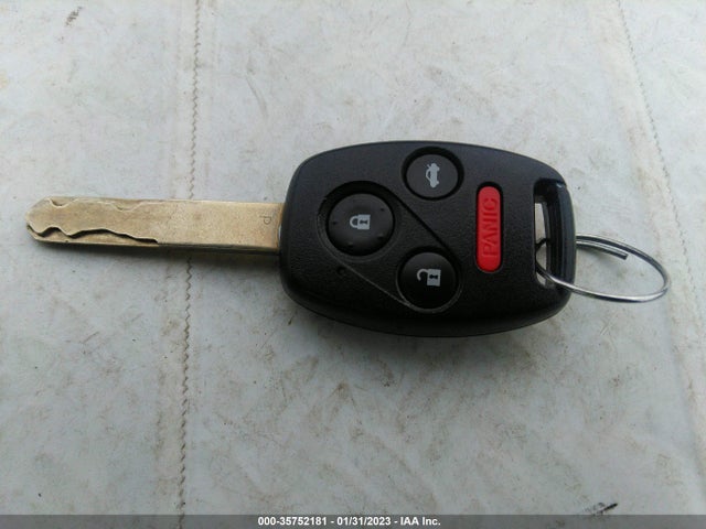 2008 HONDA ACCORD SDN LX VIN: 1HGCP26318A086089