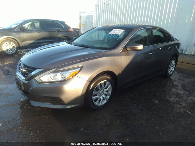 Nissan Altima 2.5 S 2017 1N4AL3AP8HN357200 Image 2
