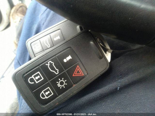 YV1902AH8D1166543 Volvo S80 T6