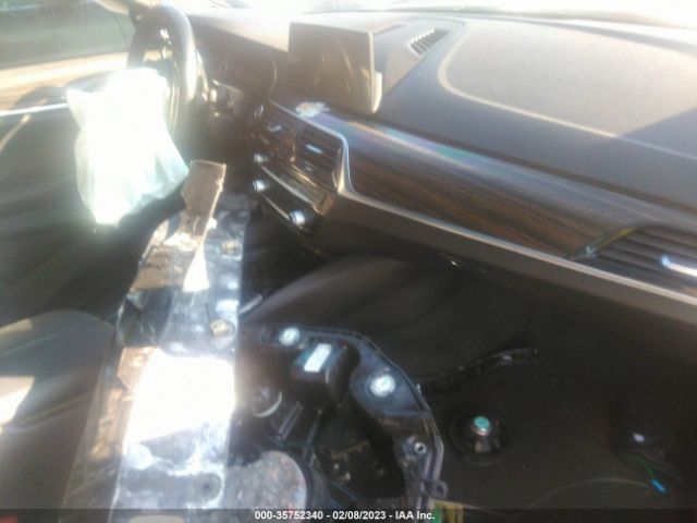WBAJA7C52JWA72348 BMW 5 Series 530i Xdrive