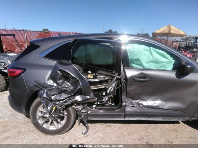 1FMCU0G66MUA46812 Ford ESCAPE SE