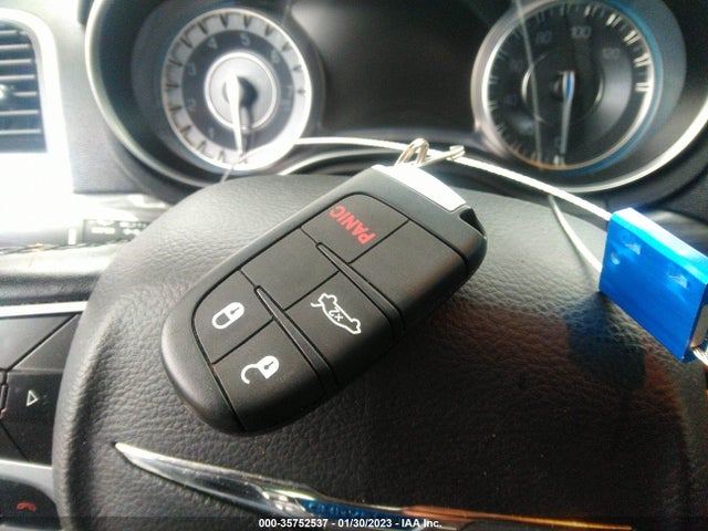 Chrysler 300 Touring 2019 аукцион фото