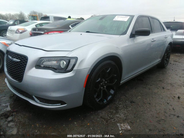 Chrysler 300 Touring 2019 аукцион фото