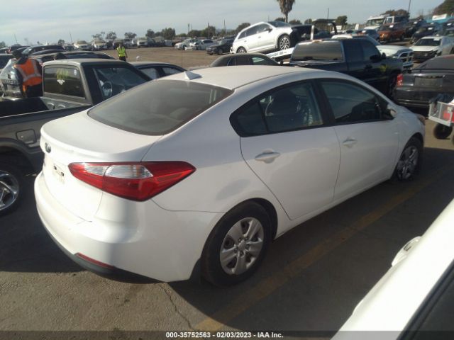 KNAFX4A63F5399897 KIA FORTE LX