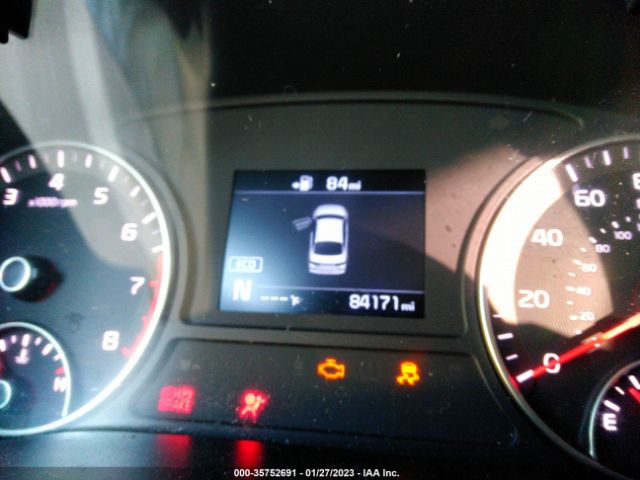 5XXGT4L38KG369855 KIA Optima S