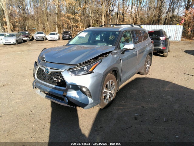2022 Toyota Highlander, VIN: 5TDGBRCH2NS094983