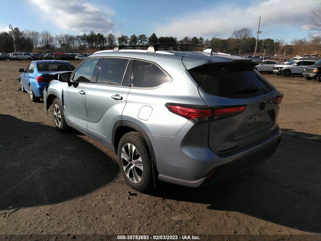 2022 Toyota Highlander, VIN: 5TDGBRCH2NS094983