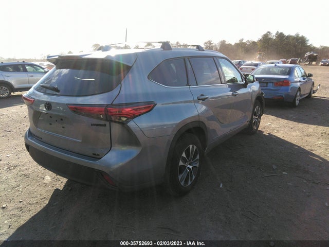 2022 Toyota Highlander, VIN: 5TDGBRCH2NS094983