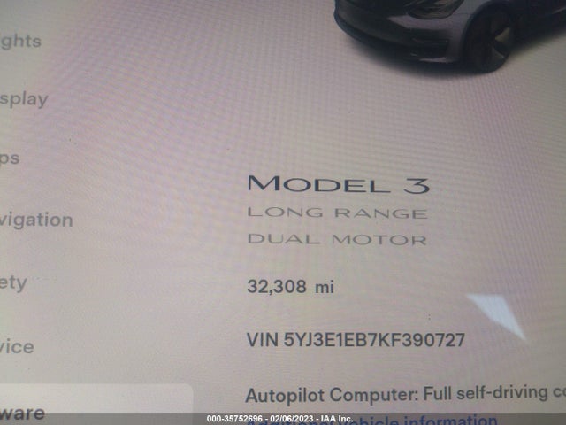 2019 Tesla 3, VIN: 5YJ3E1EB7KF390727
