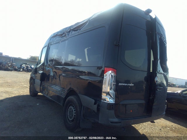 Mercedes-Benz SPRINTER PASSENGER VAN 2019 WDZPF0CD5KP156010 Image 4