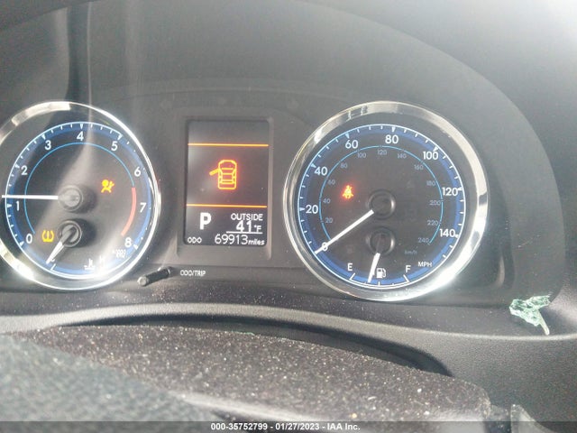 2019 Toyota Corolla, VIN: 2T1BURHE0KC151074