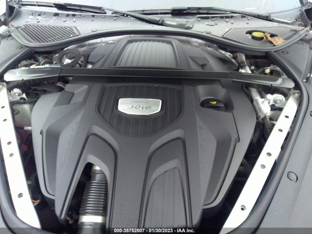 2018 Porsche Panamera, VIN: WP0AA2A73JL116768