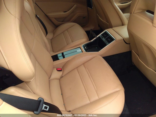 2018 Porsche Panamera, VIN: WP0AA2A73JL116768
