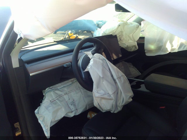 Tesla Model Y Performance 2023 7SAYGDEF7PF644709 Image 6