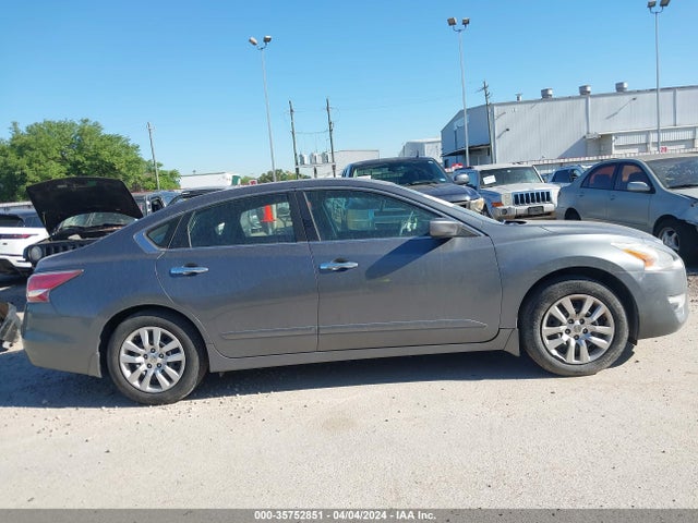 Nissan Altima 2.5 S 2015 1N4AL3AP9FN871604 Image 13