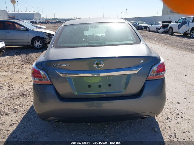 Nissan Altima 2.5 S 2015 1N4AL3AP9FN871604 Image 16