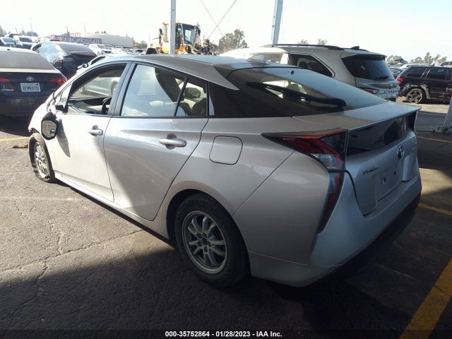 Toyota Prius Two 2016 JTDKBRFU6G3506474 Image 3