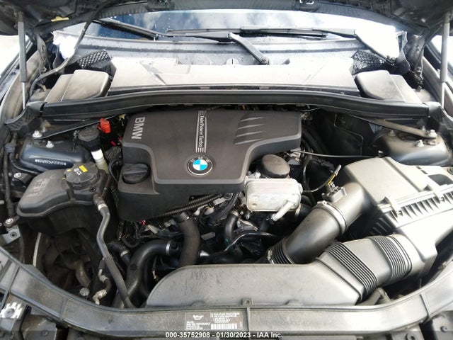 35752908 :رقم المزاد ، WBAVM1C54FV318199 vin ، 2015 Bmw X1 Sdrive28i مزاد بيع