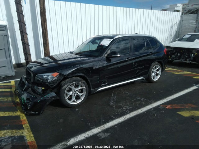 35752908 :رقم المزاد ، WBAVM1C54FV318199 vin ، 2015 Bmw X1 Sdrive28i مزاد بيع