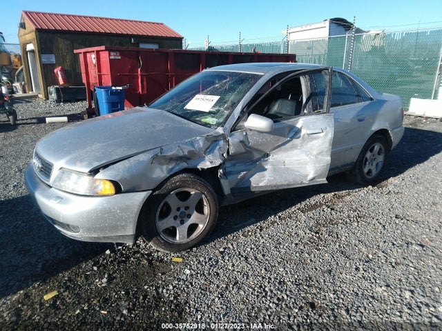 Audi A4 2001 WAUDH68DX1A071090 Image 2