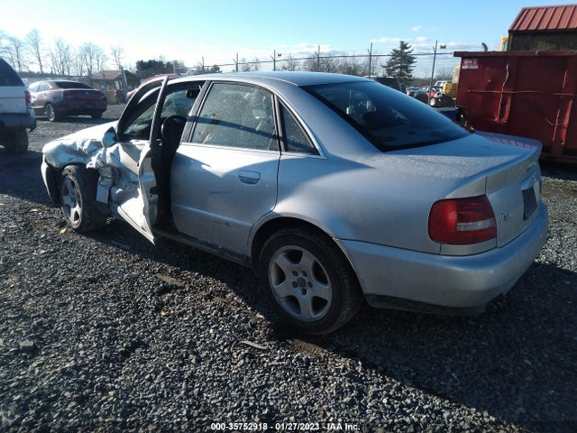 Audi A4 2001 WAUDH68DX1A071090 Image 4
