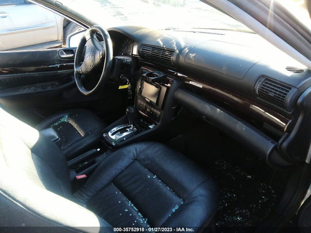 Audi A4 2001 WAUDH68DX1A071090 Image 6