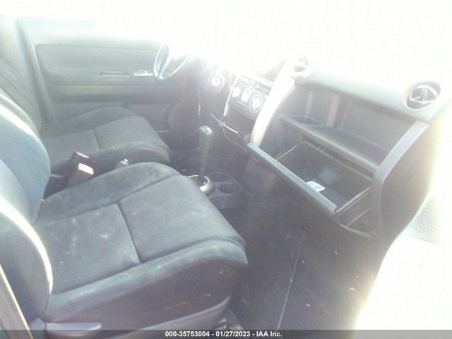 2006 SCION XB VIN: JTLKT324364081602