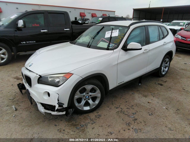 BMW X1 Sdrive28i 2015 WBAVM1C55FV318339 Image 2