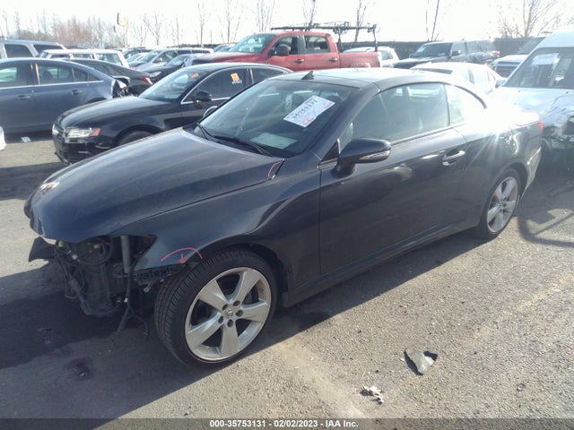 Lexus IS 250C 2011 JTHFF2C26B2519299 Image 2