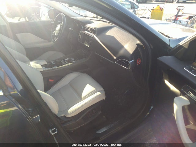 Jaguar F-pace 20d Prestige 2017 SADCK2BN1HA892605 Image 7