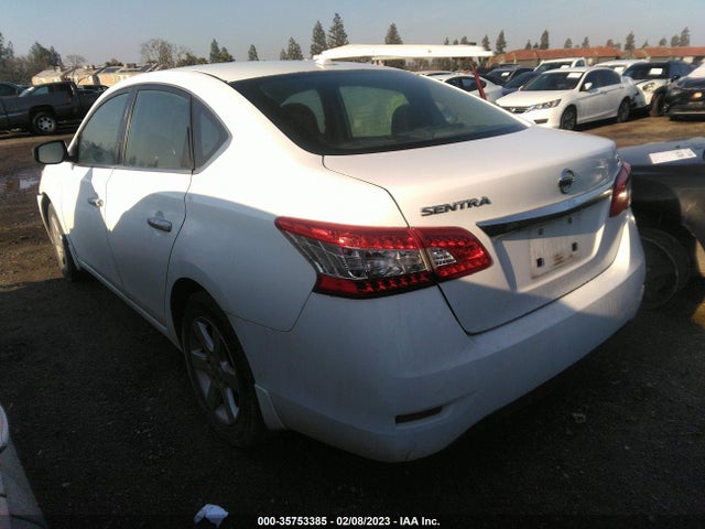 2015 NISSAN SENTRA SV VIN: 3N1AB7APXFY225692