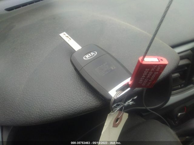 3KPA24AD3LE256085 KIA RIO S