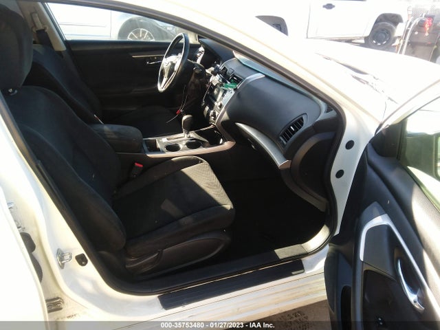 2015 NISSAN ALTIMA 2.5 SV VIN: 1N4AL3AP7FC242273