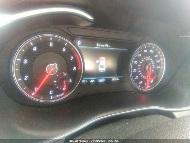 Genesis G70 2.0T 2020 KMTG64LA7LU056623 Image 8