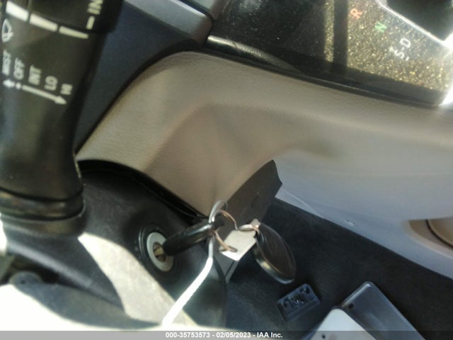 Toyota SIENNA LE 2015 5TDKK3DC0FS618143 Image 3