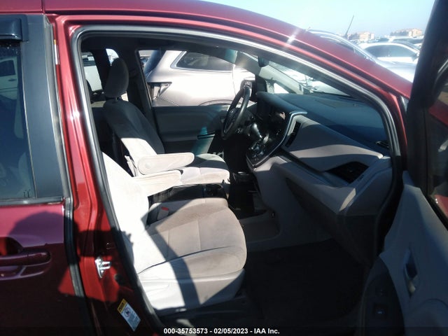 Toyota SIENNA LE 2015 5TDKK3DC0FS618143 Image 6