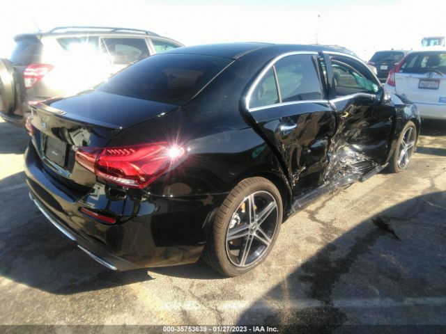 W1K3G4EB9NJ333735 Mercedes-Benz A-class A 220