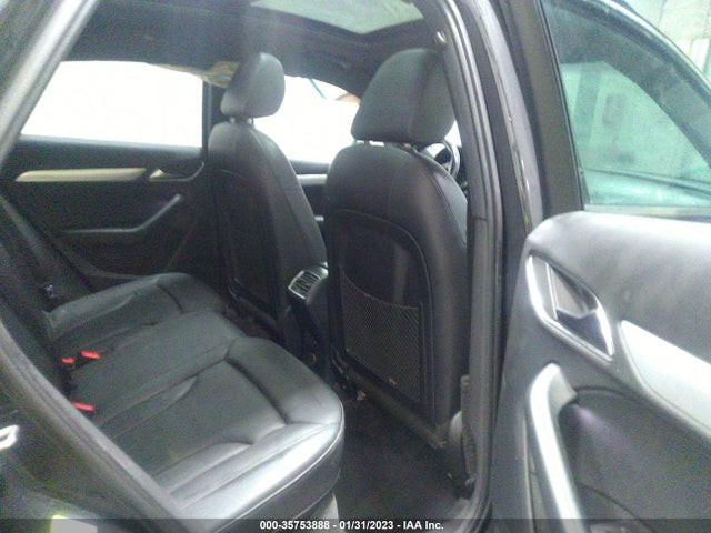 WA1EFCFSXFR014064 Audi Q3 2.0t Premium Plus
