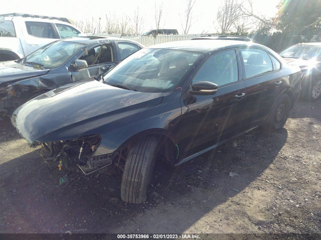 1VWAP7A32EC021940 Volkswagen PASSAT S