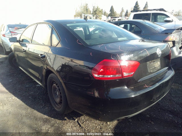 1VWAP7A32EC021940 Volkswagen PASSAT S
